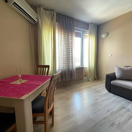 Cozy 1bd With A Lovely Sea View By Flat Mаnаger Апартаменты